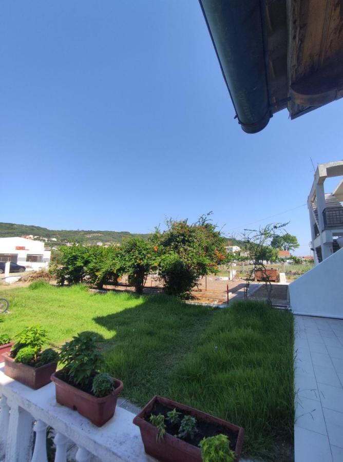 Villa Nea Zoi Moraḯtika Exterior foto
