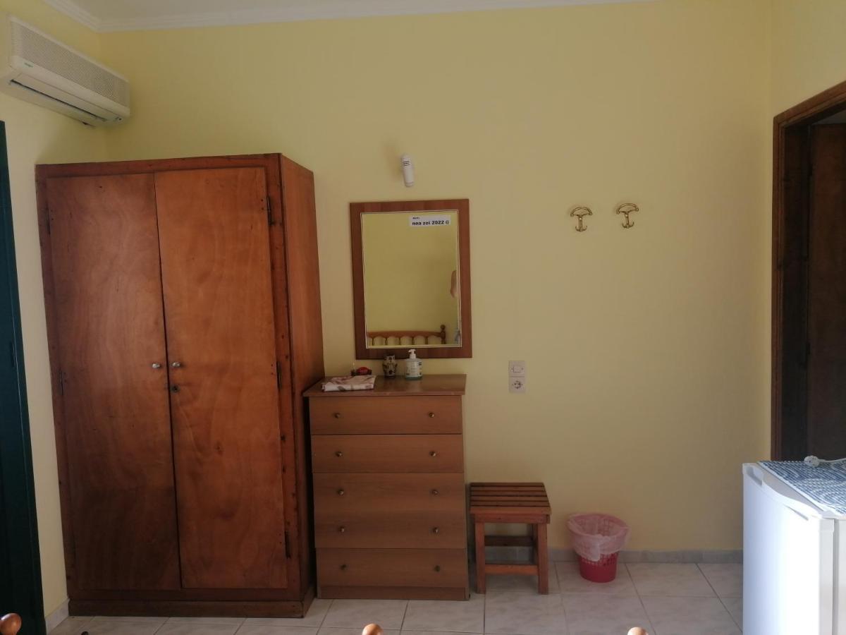 Villa Nea Zoi Moraḯtika Exterior foto